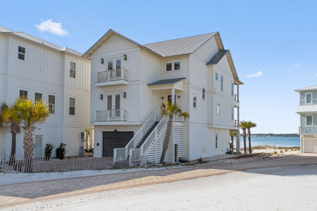 Exterior image of Stella Maris - Vacation rental home in Navarre Beach Florida