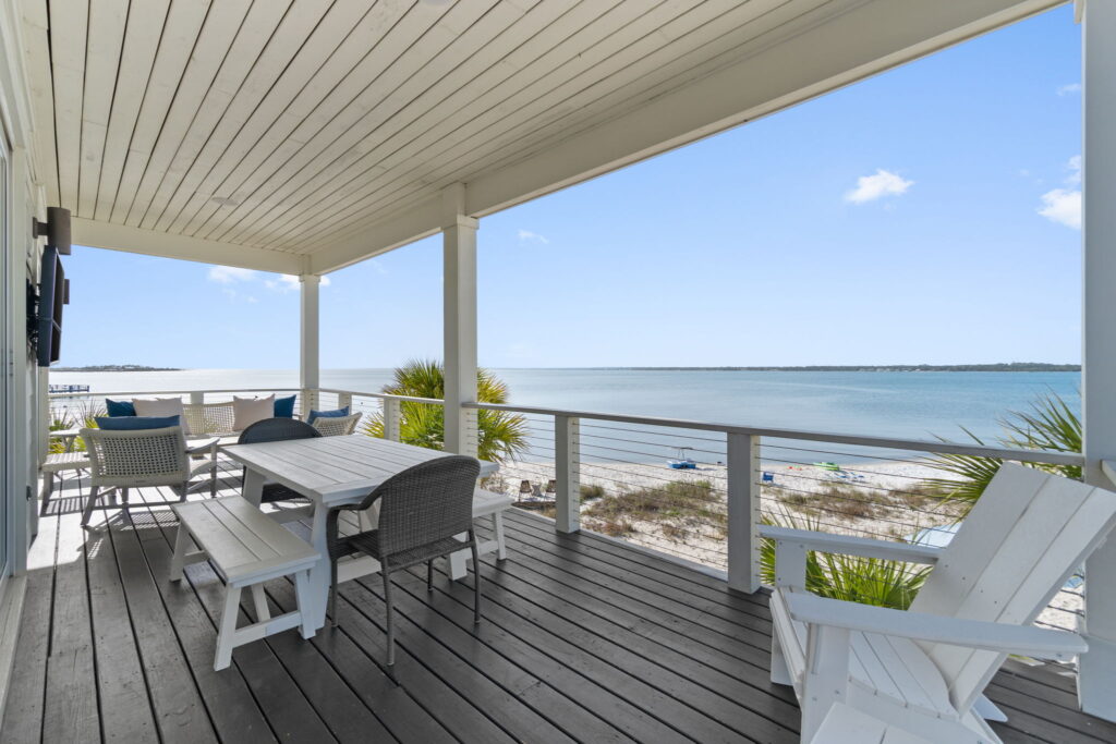 Exterior image of Stella Maris - Vacation rental home in Navarre Beach Florida