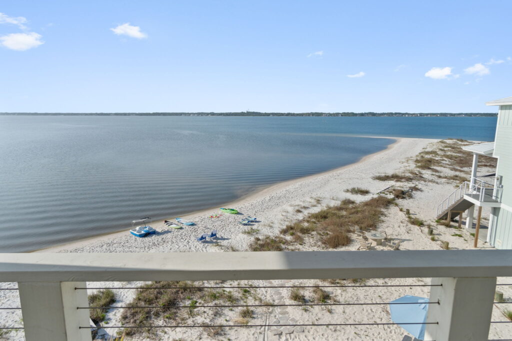 Exterior image of Stella Maris - Vacation rental home in Navarre Beach Florida