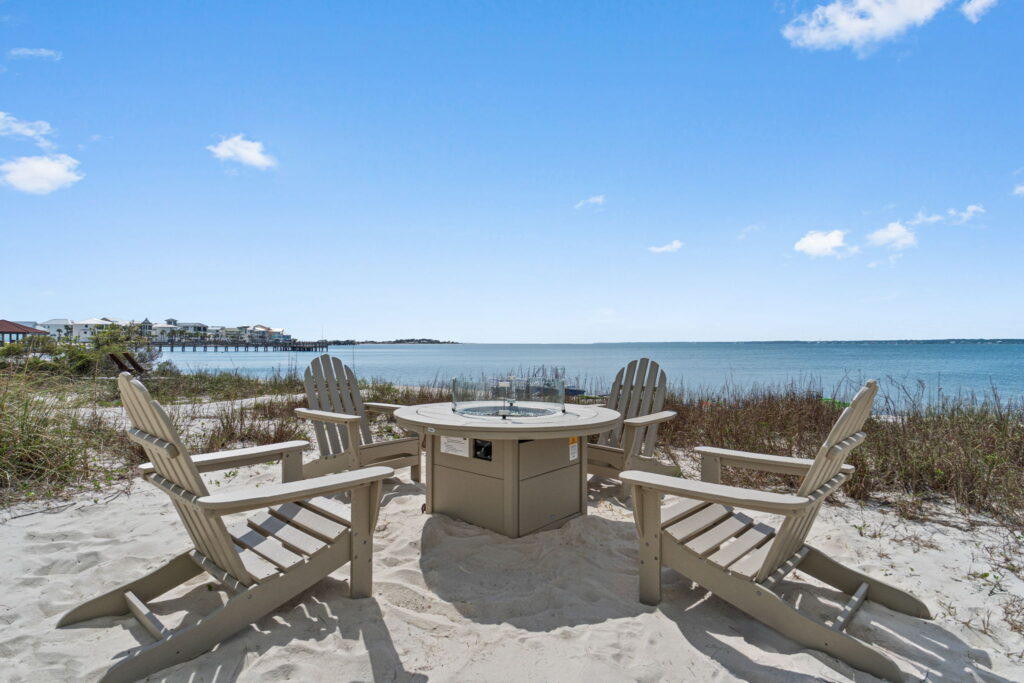 Exterior image of Stella Maris - Vacation rental home in Navarre Beach Florida